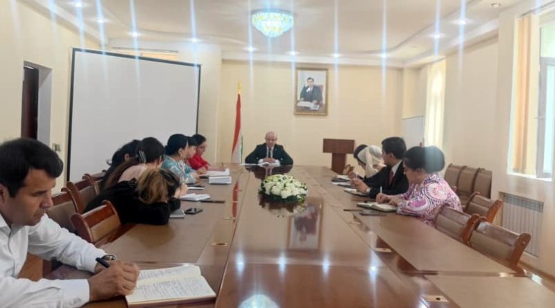 Машғулияти идоравӣ барои хизматчиёни  давлатии дастгоҳи Суди конститутсионии Ҷумҳурии Тоҷикистон