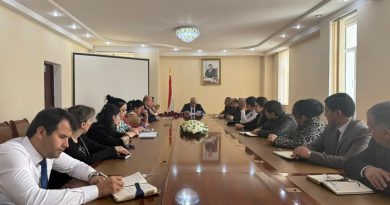 БАРГУЗОРИИ ҶАЛАСАИ ТАНТАНАВӢ  БАХШИДА БА РӮЗИ МОДАР – 8 МАРТ