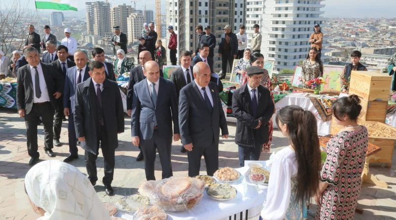 ИШТИРОКИ СОҲИБЗОДА М.М. – СУДЯИ СУДИ КОНСТИТУТСИОНӢ ДАР ҶАШНИ БАЙНАЛМИЛАЛИИ НАВРӮЗ ДАР ШАҲРИ ИСТАРАВШАНИ ВИЛОЯТИ СУҒД