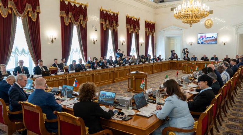ИШТИРОК ДАР КОНФЕРЕНСИЯИ БАЙНАЛМИЛАЛӢ
